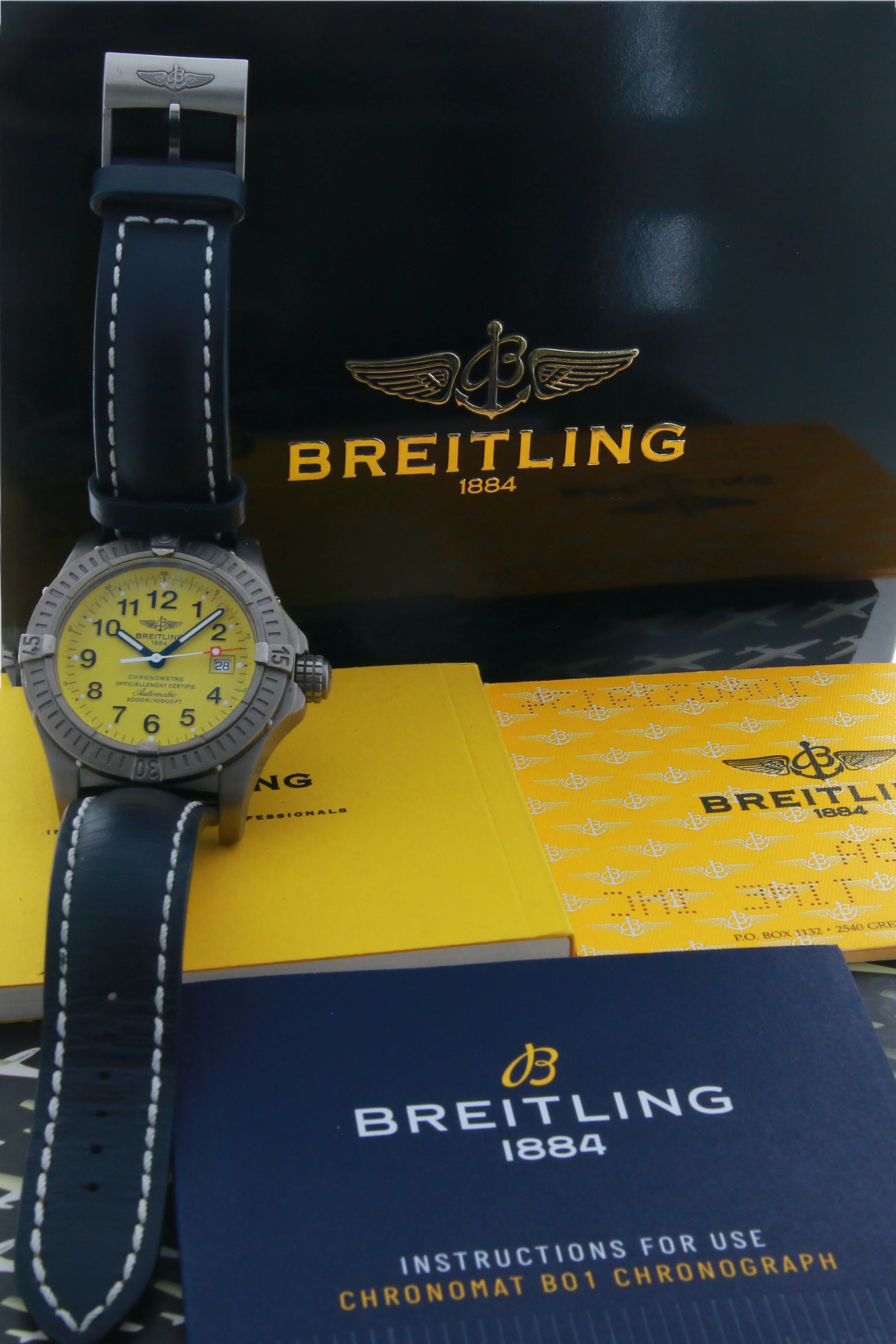Breitling Titanium Avenger Seawolf 44 MM Automatic Watch Yellow Dial E17370 - Image 5