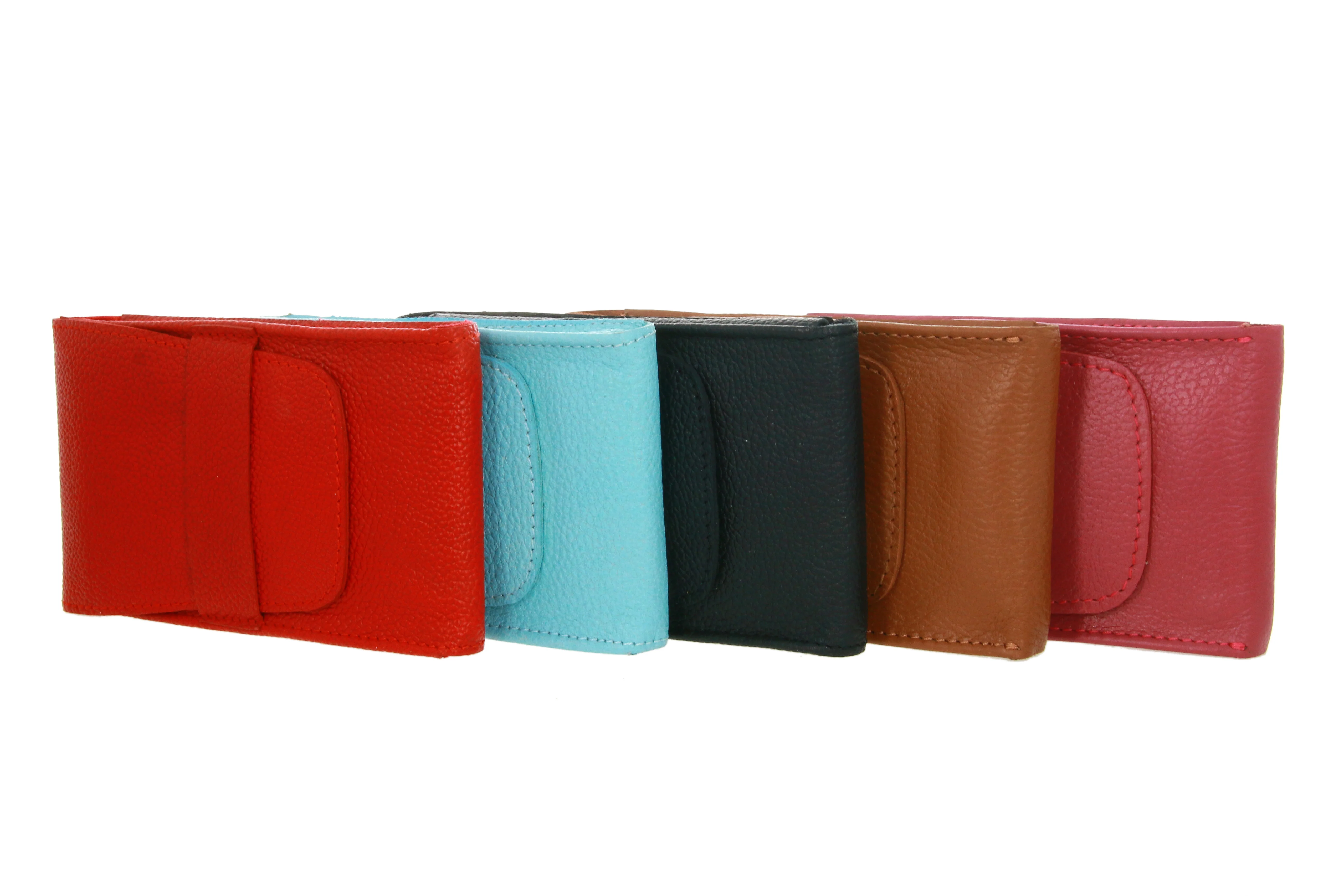 Eco-Leather Compact Watch Case - Image 3